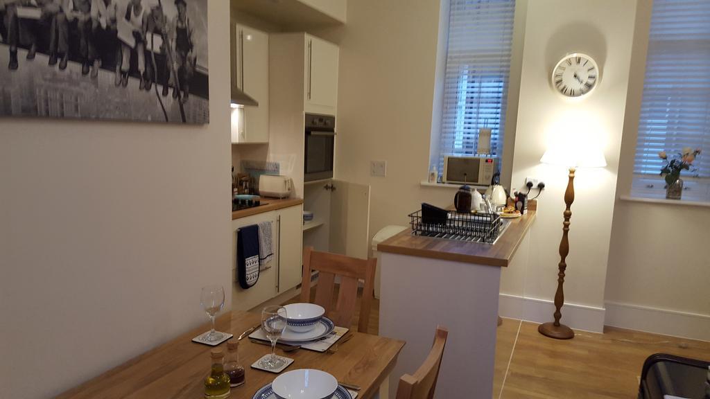 Marlyn In Chichester Apartment Екстериор снимка